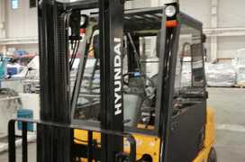 Hyundai Forklift Kabini 2