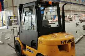 Hyundai Forklift Kabini 1